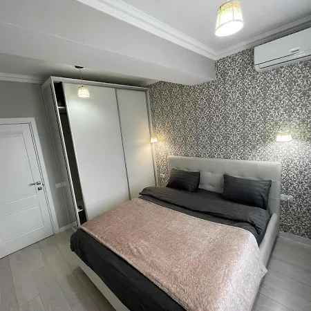 Apartment комфортабельная на улице василе лупу